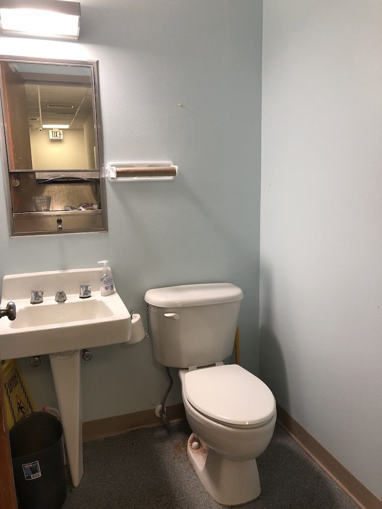 Medical Office Condo in Port Charlotte Medical District: 2400 Harbor Blvd, Port Charlotte, FL, 33952